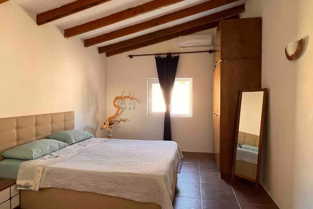 Hébergement de vacances Villa Karaincirevleri Muestakil Tas Ev à Emecik Turquie